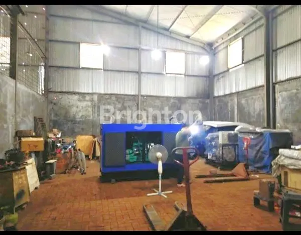 image GUDANG RUNGKUT GUNUNG ANYAR, DEKAT TOL, ADA KANTOR DUA LANTAI (2)