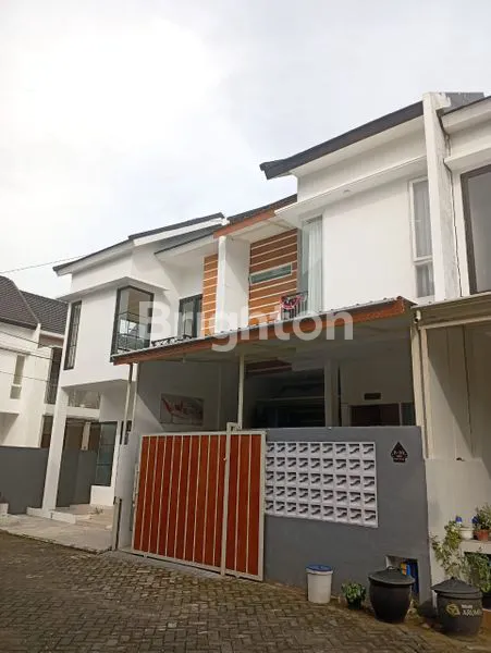 image RUMAH GRAND ARUMBA (1)