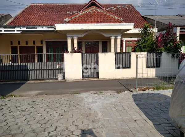 DIJUAL RUMAH FULL FURNISHED RANGKAPAN JAYA DEPOK