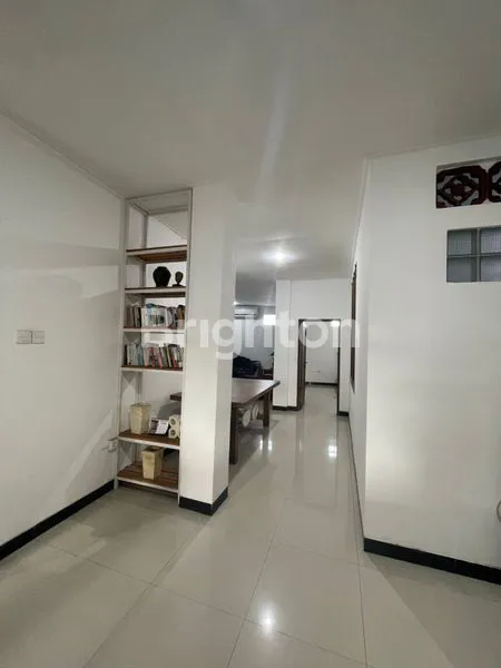 image DI SEWAKAN RUMAH SEMI VILLA DI DAERAH SANUR (4)