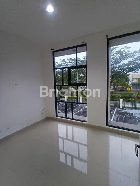 image RUMAH TURUN HARGA DI JGC 5×17 JUAL CEPAT CAKUNG TIMUR KOTA JAKARTA TIMUR (7)