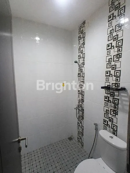 image RUMAH TURUN HARGA DI JGC 5×17 JUAL CEPAT CAKUNG TIMUR KOTA JAKARTA TIMUR (5)