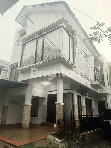 image RUMAH DEKAT CINERE MALL 2 LANTAI LUAS TANAH 127 LUAS BANGUNAN 200 KT 4 (1)