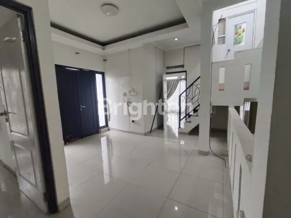 image RUMAH DEKAT CINERE MALL 2 LANTAI LUAS TANAH 127 LUAS BANGUNAN 200 KT 4 (6)