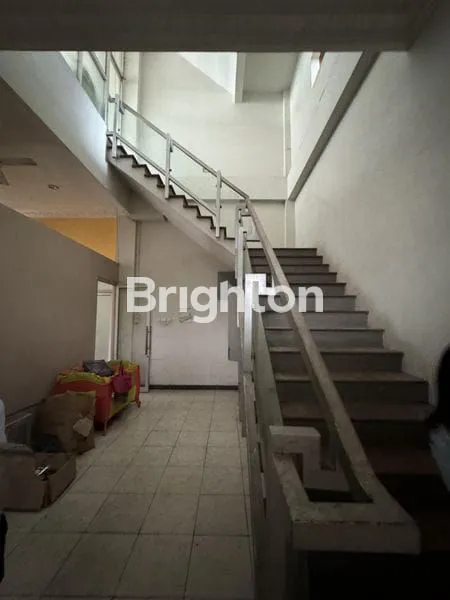 image DIJUAL CEPAT DIBAWAH PASARAN RUKO POSISI STRATEGIS DI SIRADJ SALMAN - SAMARINDA. (4)