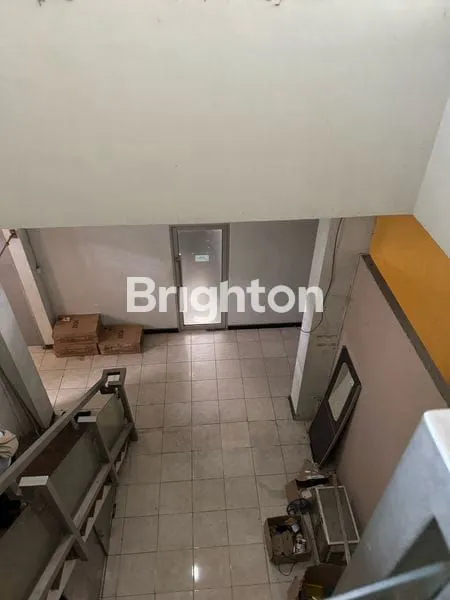 image DIJUAL CEPAT DIBAWAH PASARAN RUKO POSISI STRATEGIS DI SIRADJ SALMAN - SAMARINDA. (6)