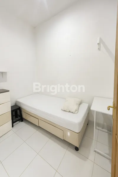 image ELUANG TERBAIK 2025! RUMAH FULLY FURNISHED SIAP HUNI (5 KT) DI CIKUPA — HARGA DI BAWAH 500 JUTA! (4)