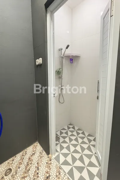 image ELUANG TERBAIK 2025! RUMAH FULLY FURNISHED SIAP HUNI (5 KT) DI CIKUPA — HARGA DI BAWAH 500 JUTA! (6)