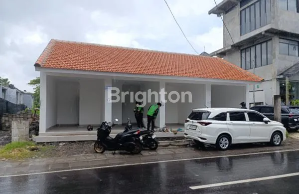 image DISEWAKAN BANGUNAN BARU RUKO DI PINGGIR JALAN AREA BISNIS CANGGU BALI (1)
