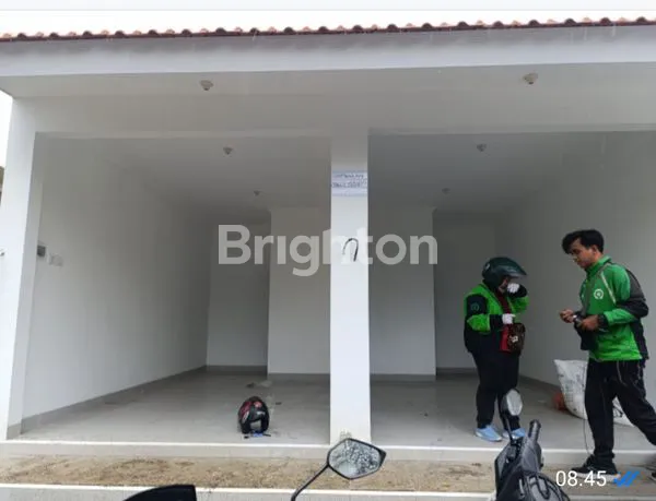 image DISEWAKAN BANGUNAN BARU RUKO DI PINGGIR JALAN AREA BISNIS CANGGU BALI (5)