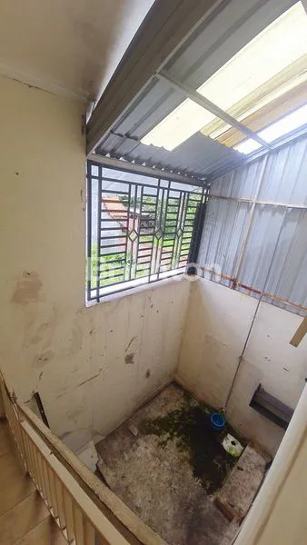 image 2 RUKO JEJER 2 LANTAI (KE BAWAH / BASEMENT) DEKAT PEMANDIAN KEN DEDES SINGOSARI (5)