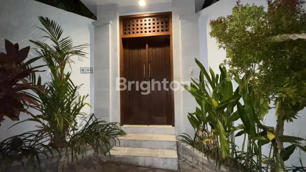 image AVAILABLE NOW : PRIVATE COMFORTABLE VILLA FOR RENT AS YOUR SECOND HOME IN PERERENAN CANGGU BALI (1)