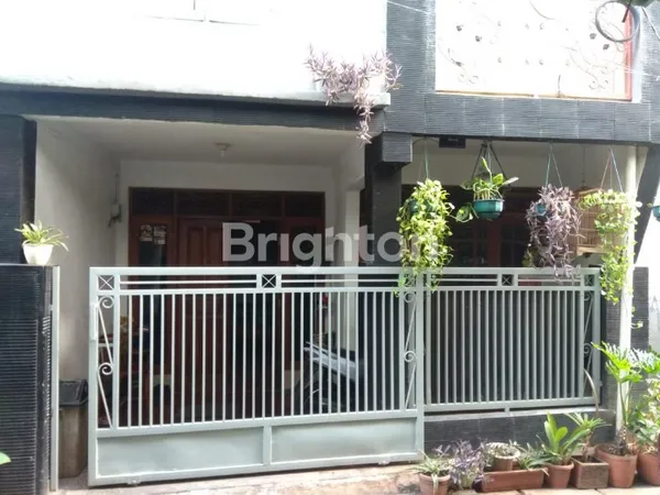 image RUMAH DI PESANGGRAHAN LOKASI STRATEGIS DAN BEBAS BANJIR (1)