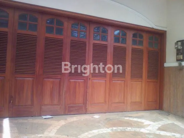 image RUMAH 2 LANTAI LT 500M² DI RAFFLESS HILLS CIBUBUR (6)