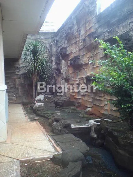 image RUMAH 2 LANTAI LT 500M² DI RAFFLESS HILLS CIBUBUR (7)