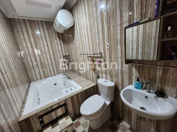 image RUMAH 2 LANTAI DENGAN FASILITAS LENGKAP , FULL INTERIOR, NYAMAN DI PORIS PARADISE, CIPONDOH KOTA TANGERANG, LOKASI SANGAT STRATEGIS. (4)