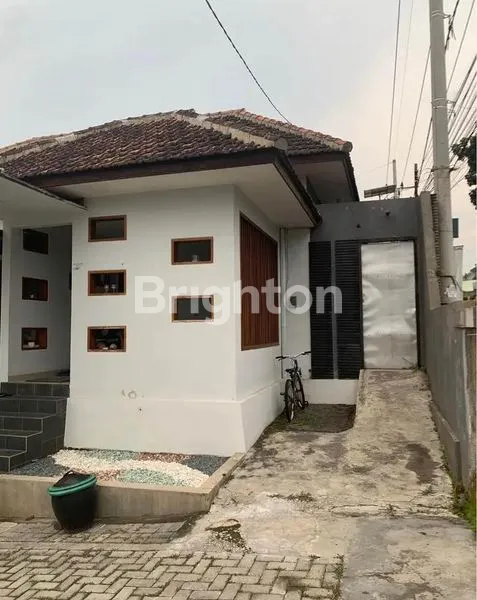 image RUMAH STRATEGIS HOOK DAU, FULL FURNISH & SIAP HUNI (2)