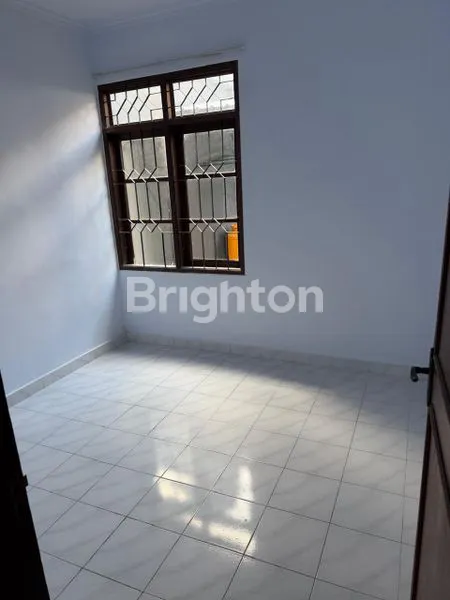 image RUMAH SIAP HUNI DI JIMBARAN, 3 KT & 2 KM, LT 224M² (5)