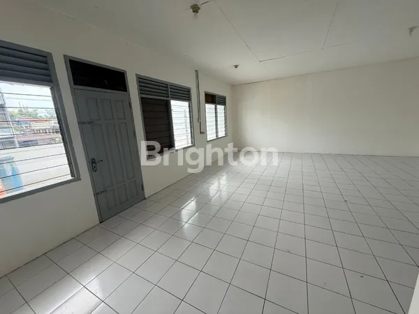 image SEWA RUKO GANDENG 3 LANTAI DI TENGAH KOTA JALAN  A. YANI / AHMAD YANI GUNUNG SARI BALIKPAPAN (4)