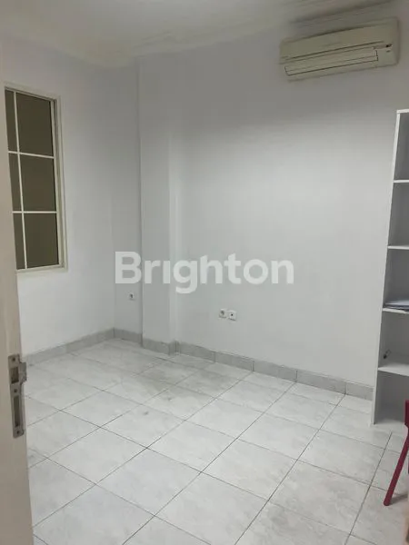 image RUKO EKSKLUSIF DI KAWASAN KOMERSIL PANTAI INDAH KAPUK 1 JAKARTA UTARA (8)