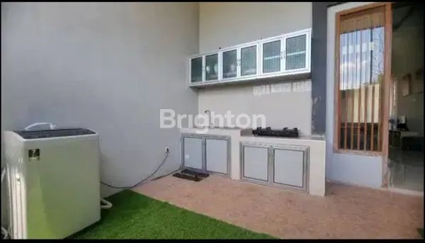 image RUMAH MEWAH 2 KT FURNISH LENGKAP DI SOLO BARU (5)