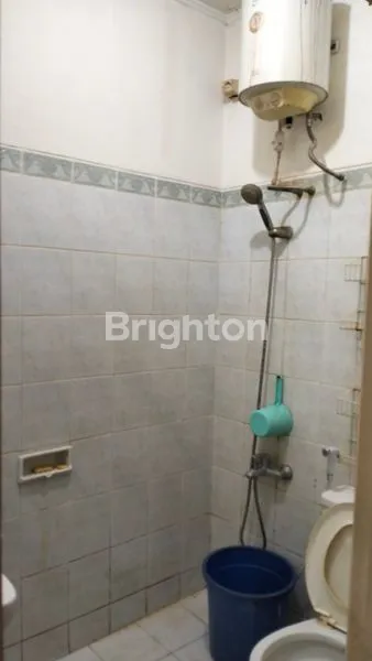 image RUMAH SIAP HUNI DI KEMANG PRATAMA 2, LT 135M² (4)