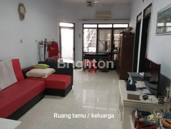 image HUNIAN NYAMAN DI PURI ANJASMARA, POSISI HOOK, LT LUAS (5)