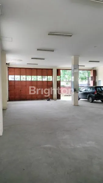 image RUMAH TOKO LUAS DEKAT SUMMARECON BEKASI (1)