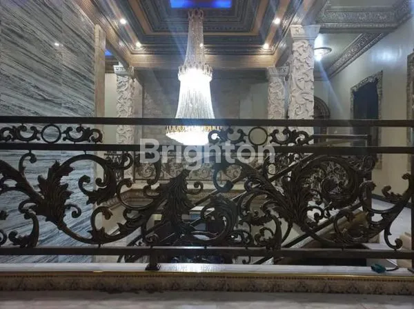 image RUMAH 2 LANTAI UKIRAN GEBYOK JEPARA GEMPOL DEKAT TOL KEJAPANAN PASURUAN ( KODE : 252 ) (7)