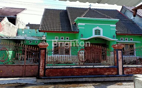image DIJUAL RUMAH ISTIMEWA DI JOGJA UTARA\\N\\U2728 HUNIAN LUAS, NYAMAN, & BERNILAI INVESTASI TINGGI \\U2728\\N (1)