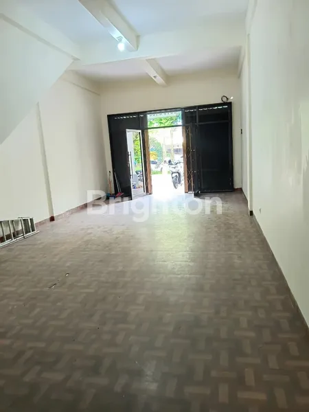 image RUKO CIAMIK APPLE 2 LANTAI SAWOJAJAR SIAP PAKAI COCOK UNTUK USAHA (2)