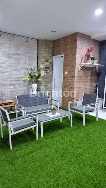 image DIJUAL CEPAT “RUMAH FURNISHESD 2 LT” (2)