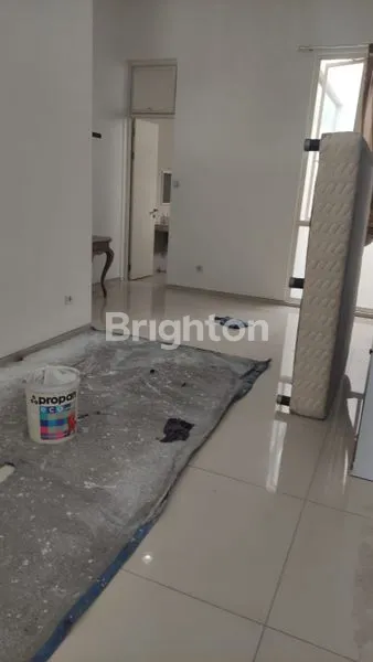 image VILLA TAMAN GAPURA  CITRALAND SURABAYA (3)