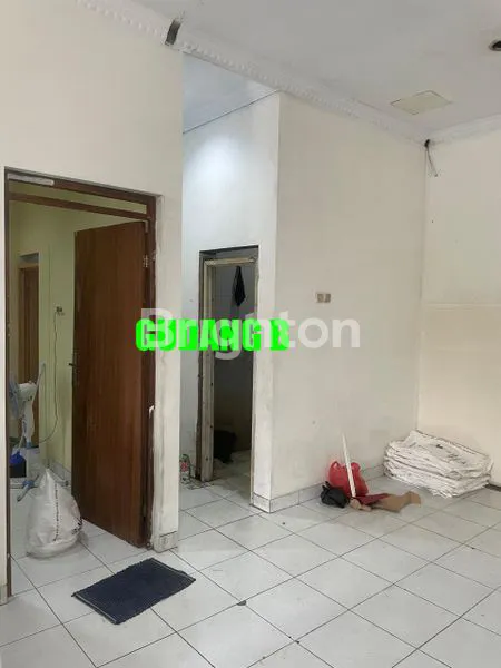 image DIJUAL GUDANG STRATEGIS DADAP KOSAMBI – DEKAT BANDARA SOEKARNO HATTA | 2 BANGUNAN | HARGA NEGO (6)
