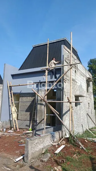 image RUMAH 2 LANTAI SHM, SIAP KPR DI PAMULANG (2)