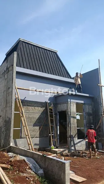 image RUMAH 2 LANTAI SHM, SIAP KPR DI PAMULANG (3)