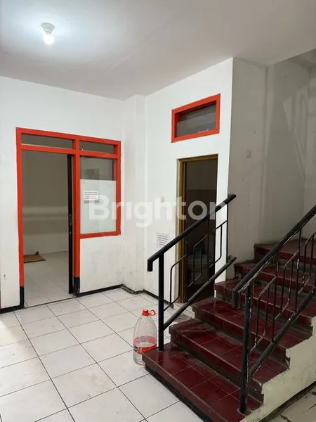 image RUKO STRATEGIS 3 LANTAI, SIAP PAKAI UNTUK BISNIS (3)