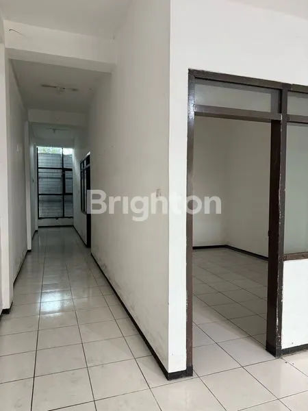 image RUKO STRATEGIS 3 LANTAI, SIAP PAKAI UNTUK BISNIS (5)