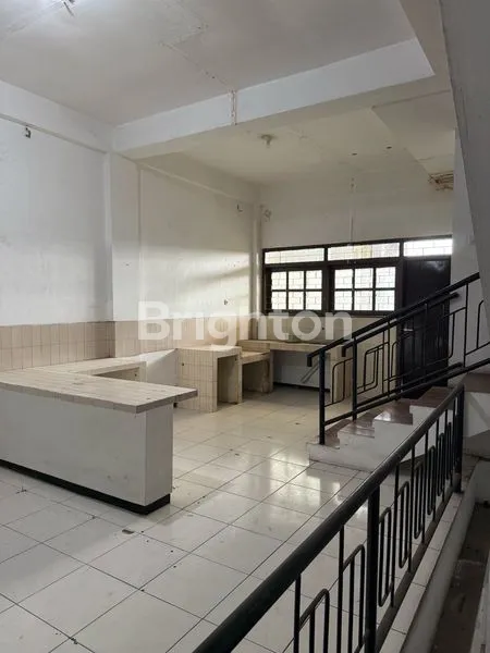 image RUKO STRATEGIS 3 LANTAI, SIAP PAKAI UNTUK BISNIS (6)