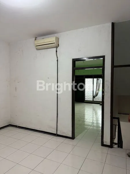 image RUKO STRATEGIS 3 LANTAI, SIAP PAKAI UNTUK BISNIS (8)