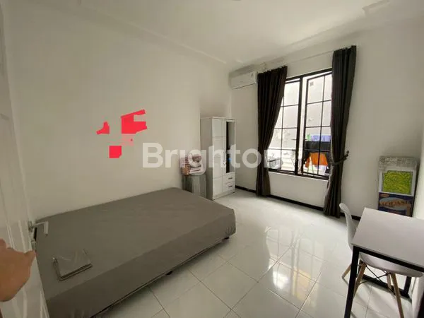 image RUMAH KOS AKTIF 2 LANTAI LOKASI STRATEGIS DEKAT GALAXY MALL PAKUWON CITY KERTAJAYA MANYAR KALIJUDAN MULYOSARI SUTOREJO WISMA PERMAI UNAIR ITS DR SOETOMO (3)