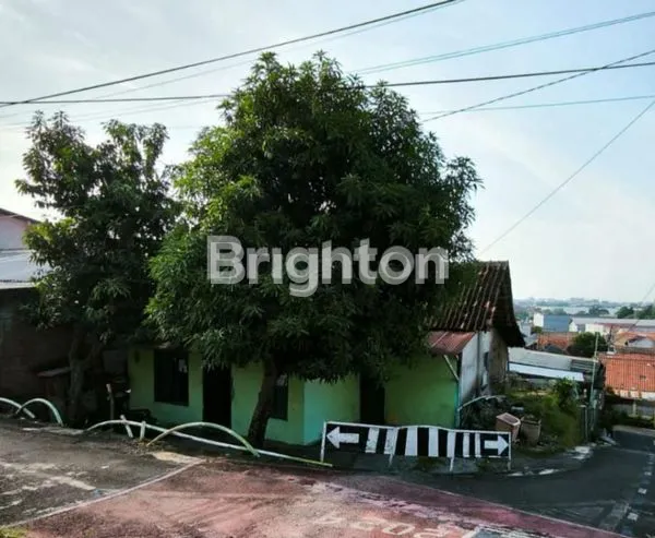 image HUNIAN NYAMAN LT 202M² DI KALIBANTENG KIDUL (1)