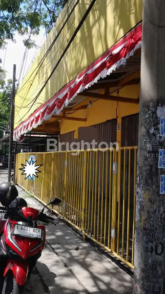 image RUKO LUAS DI BARATAJAYA, IDEAL UNTUK SHOWROOM ATAU BENGKEL (1)