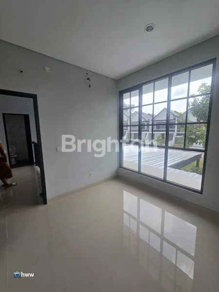 image RUMAH 2 LANTAI SEMI FURNISHED ADA AC DAN WATER HEATER DI BSB MIJEN SEMARANG DEKAT UNIKA DAN UPTOWN MALL (2)