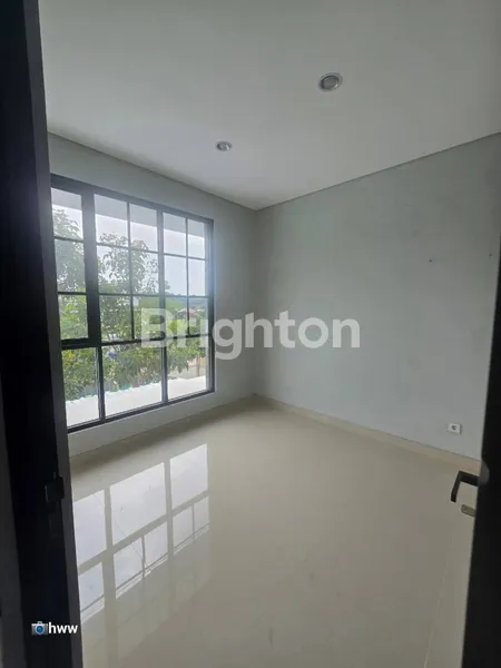 image RUMAH 2 LANTAI SEMI FURNISHED ADA AC DAN WATER HEATER DI BSB MIJEN SEMARANG DEKAT UNIKA DAN UPTOWN MALL (4)