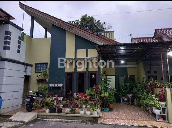 image RUMAH SIAP HUNI DI PUSAT KOTA SALATIGA, 4 KT, SHM (1)