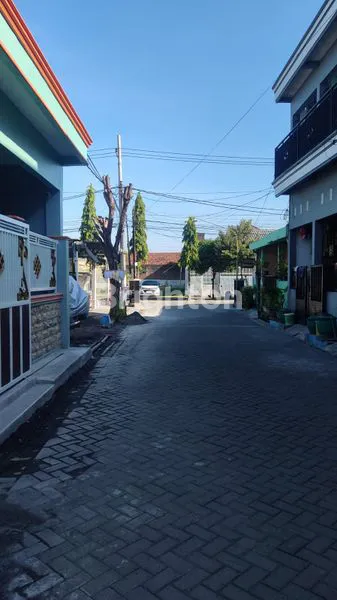 image INVESTASI KOST MENGUNTUNGKAN, 5 KAMAR, LOKASI JUANDA (1)