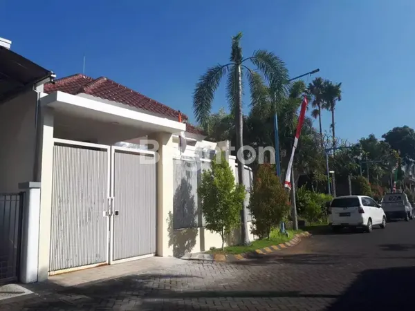image RUMAH SECOND CENTRAL PARK GUNUNG ANYAR WIGUNA, LINGKUNGAN AMAN, LOKASI STRATEGIS DEKAT RUNGKUT, TOL WARU JUANDA, KAMPUS UPN (1)