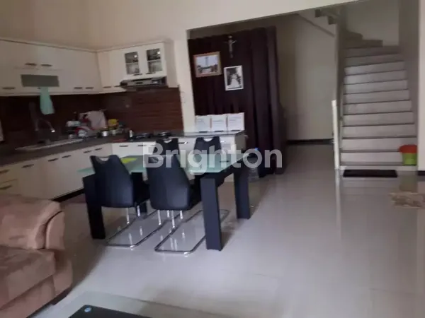 image RUMAH SECOND CENTRAL PARK GUNUNG ANYAR WIGUNA, LINGKUNGAN AMAN, LOKASI STRATEGIS DEKAT RUNGKUT, TOL WARU JUANDA, KAMPUS UPN (5)