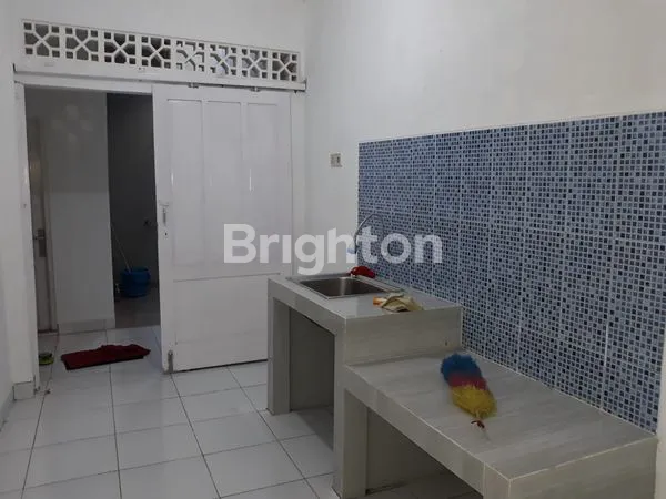image RUMAH SIAP HUNI LOKASI STRATEGIS DI PENUMPING LAWEYAN SOLO (3)
